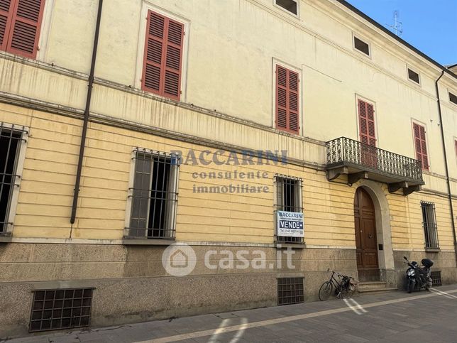 Casa indipendente in residenziale in Corso Aurelio Saffi 31