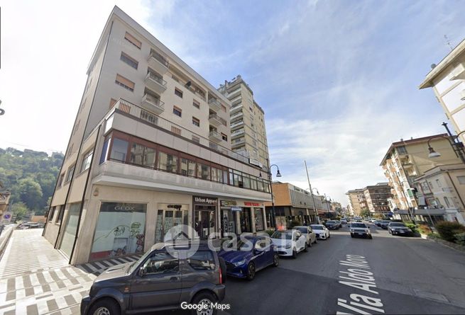 Ufficio in commerciale in Via Aldo Moro 211