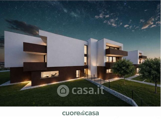 Appartamento in residenziale in Via Olivera