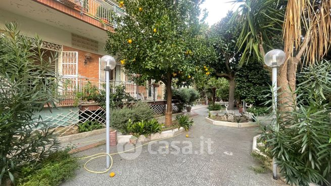 Appartamento in residenziale in Largo Privato delle Mimose 5