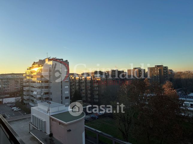 Appartamento in residenziale in Via Lorenteggio 44