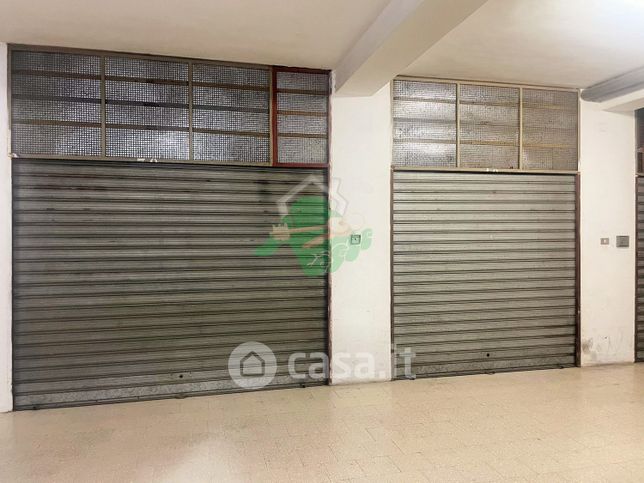 Box/posto auto in residenziale in Via San Severo