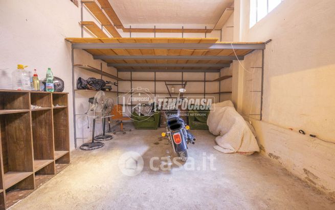 Box/posto auto in residenziale in Piazzale Douhet 15