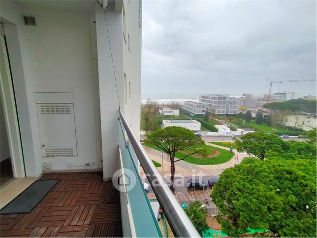 Appartamento in residenziale in Via Bafile 360