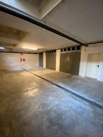Box/posto auto in residenziale in Via del Pascolo 28