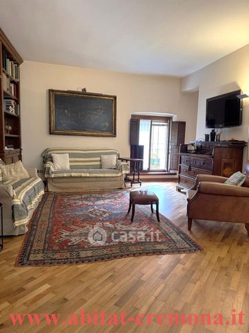 Appartamento in residenziale in Via Villa Glori 5