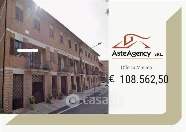 Casa bi/trifamiliare in residenziale in Via Lorenzo Perosi 8