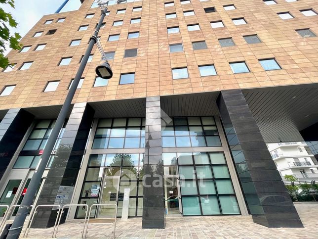 Ufficio in commerciale in Via Giuseppe Misticoni 3