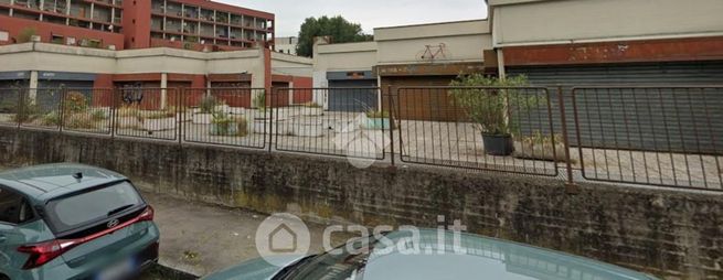 Box/posto auto in residenziale in Via Luigi Bianchi d'Espinosa 2