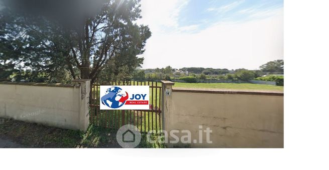 Terreno edificabile in residenziale in Via Natalia Ginzburg 14