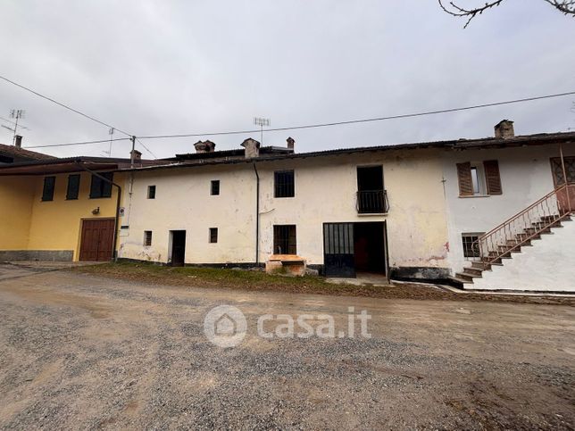 Casa bi/trifamiliare in residenziale in Via Tetto Piano 9