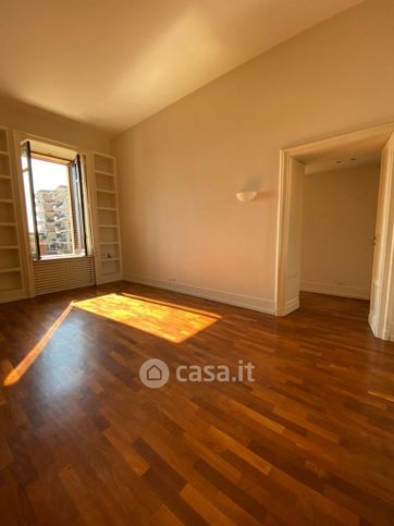 Appartamento in residenziale in Via Stazio 5