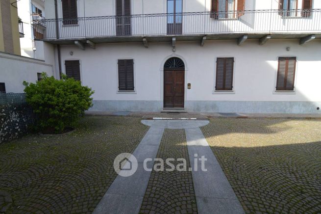 Appartamento in residenziale in Via Circonvallazione 97