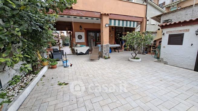 Villa in residenziale in Via La Spezia