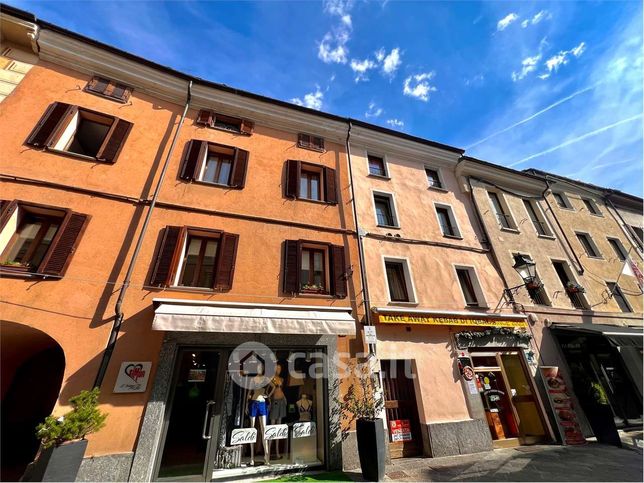Ufficio in commerciale in