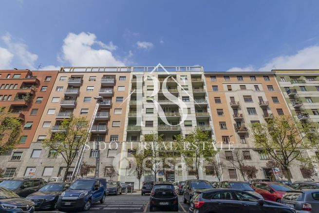 Appartamento in residenziale in Viale Andrea Doria 35