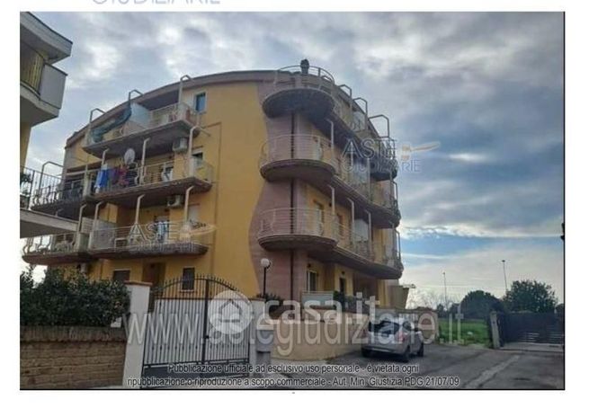 Ufficio in commerciale in Contrada Stazione 175