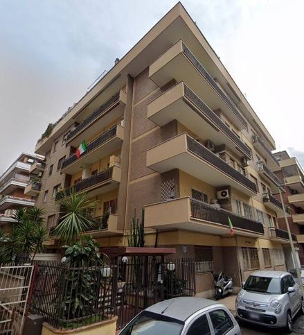 Appartamento in residenziale in Via Salvatore Denti di Pirajno