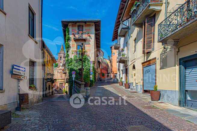 Appartamento in residenziale in Via al Castello 2-16