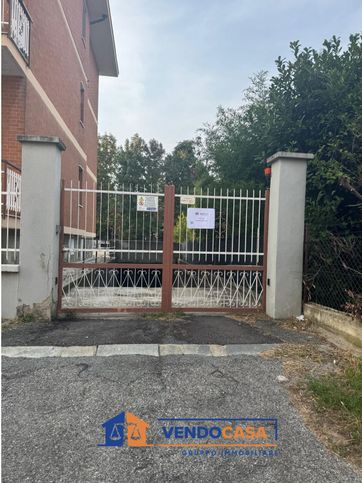 Garage/posto auto in residenziale in Via Caselle 2