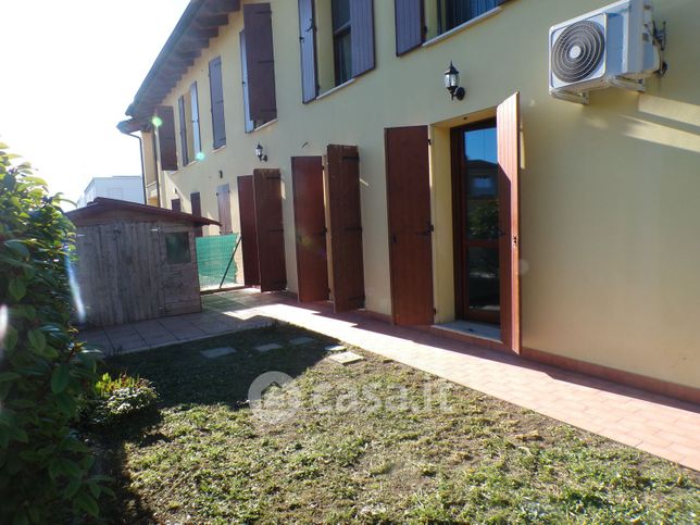 Appartamento in residenziale in Via del Correggio 25