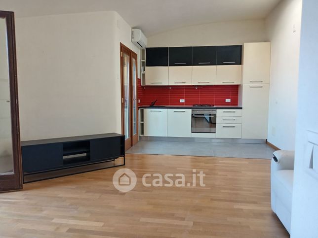 Appartamento in residenziale in Via dell'Argine