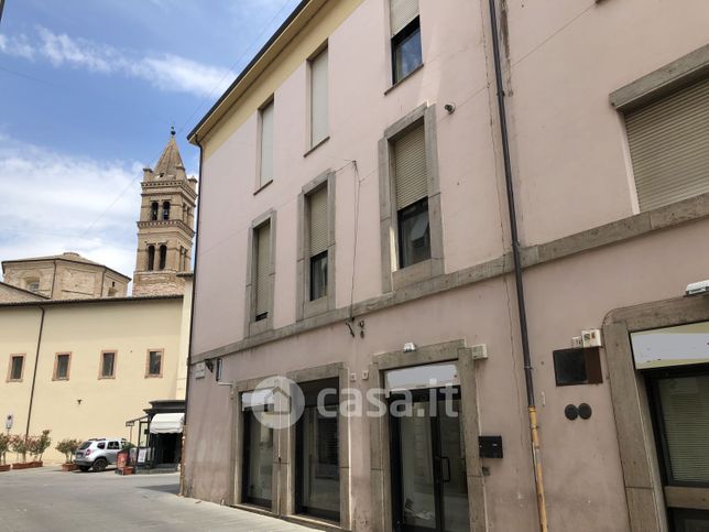 Ufficio in commerciale in Corso Nuovo 2