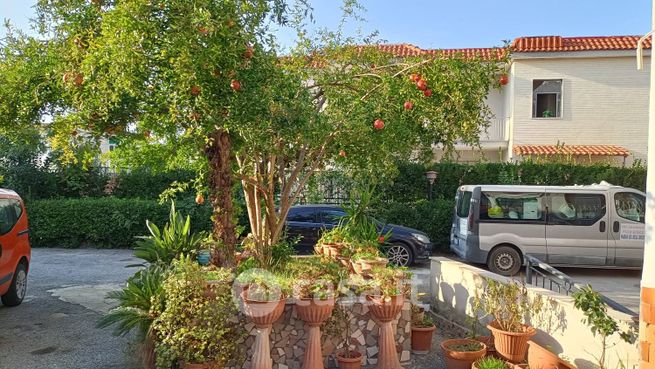Villa in residenziale in Via Lago Patria 283