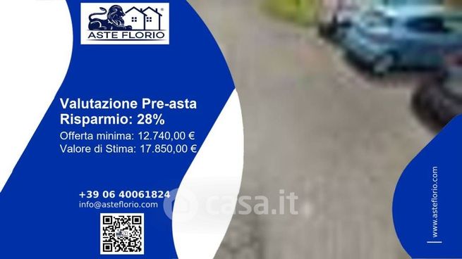 Box/posto auto in residenziale in Via Pietro Nenni 3 /D