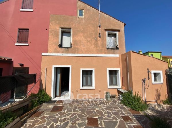 Casa bi/trifamiliare in residenziale in San piero in volta 352