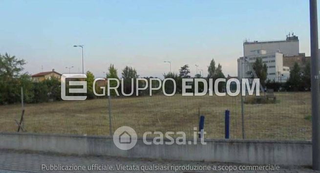 Terreno edificabile in residenziale in Via Modena