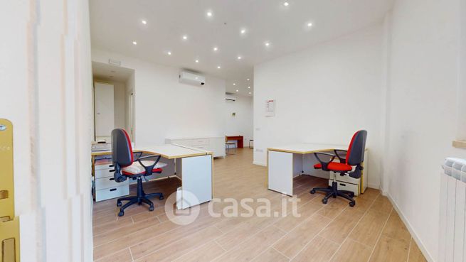 Ufficio in commerciale in Via del Conservificio