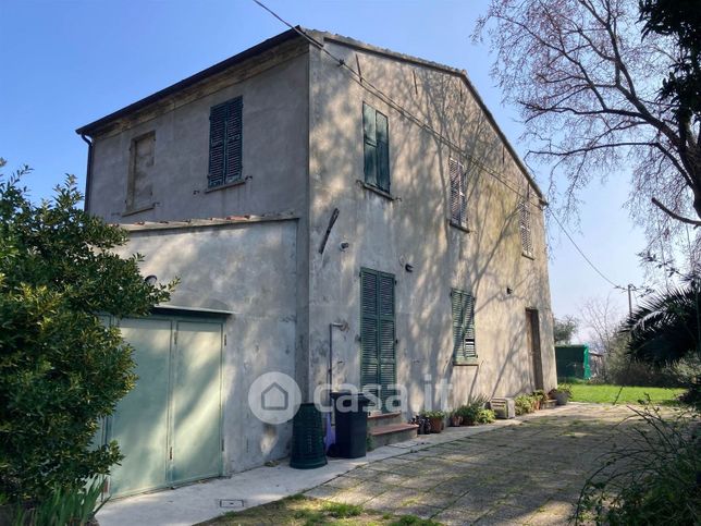 Rustico/casale in residenziale in 