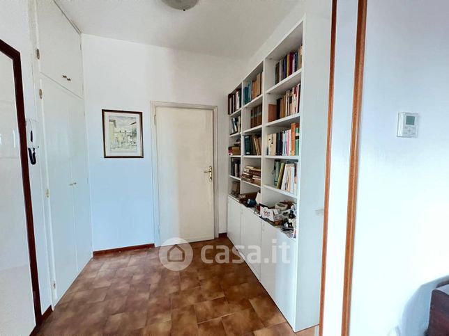 Casa indipendente in residenziale in Via di Pratello 7
