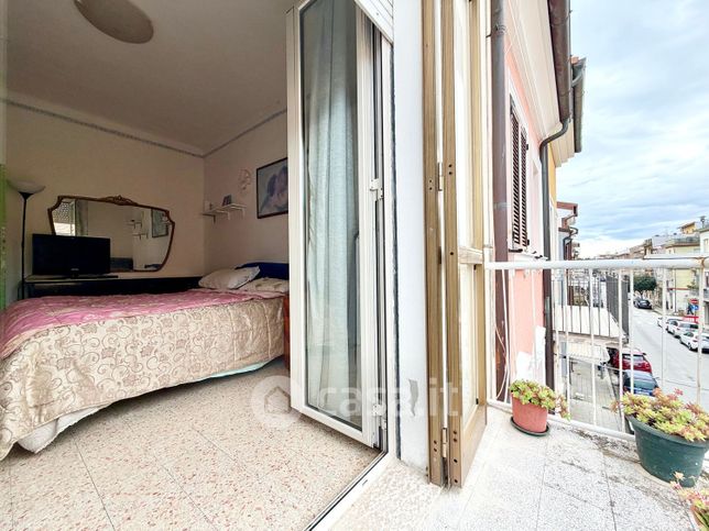 Casa indipendente in residenziale in 