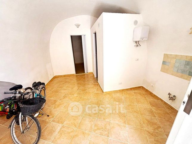 Casa indipendente in residenziale in Via San Nicola