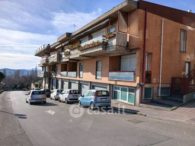 Appartamento in residenziale in Via Magnacervo