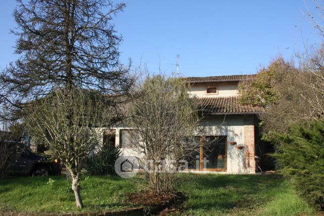 Rustico/casale in residenziale in Cascina Vacchelli