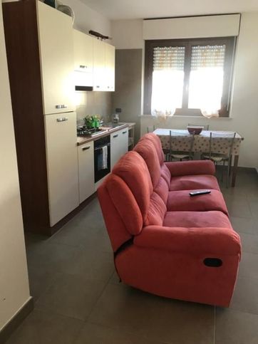 Appartamento in residenziale in Via Edoardo De Filippo 1