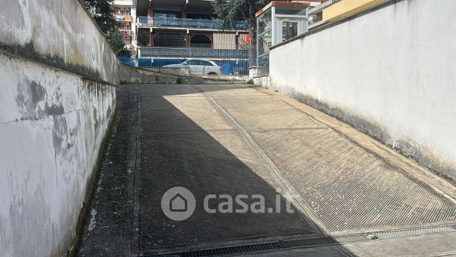 Box/posto auto in residenziale in Via Prossedi