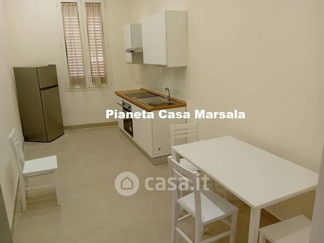 Appartamento in residenziale in Via Abele Damiani