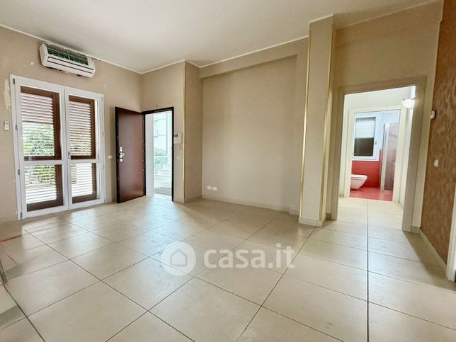 Appartamento in residenziale in Strada Statale 113 Settentrionale Sicula