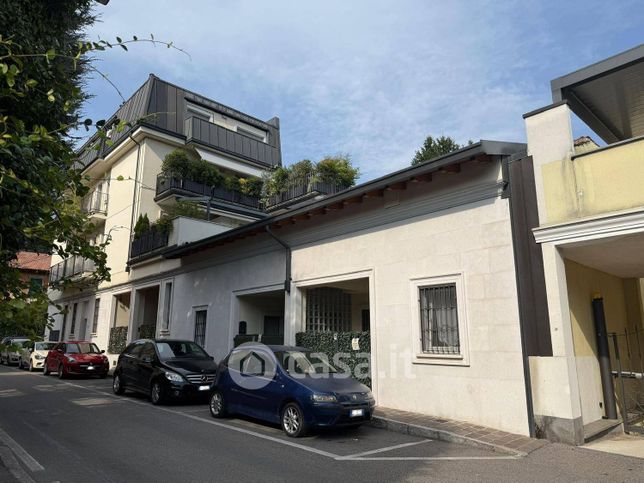 Appartamento in residenziale in Via Fratelli Sabatelli 9