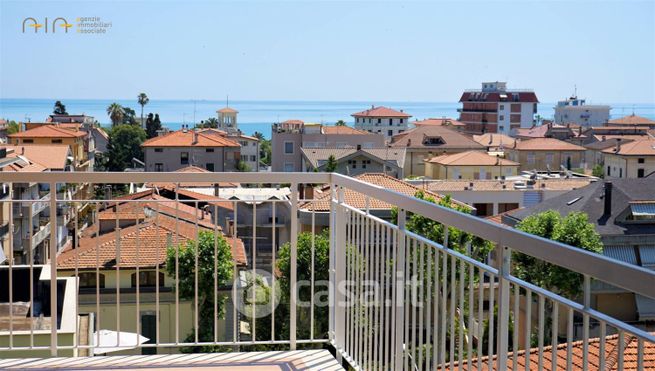 Appartamento in residenziale in Via Gaetano Donizetti 41