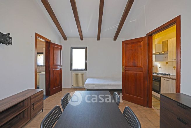 Appartamento in residenziale in Via Giulio Alberoni