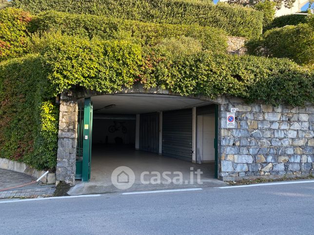Box/posto auto in residenziale in Corso Nicolò Cuneo 47 A