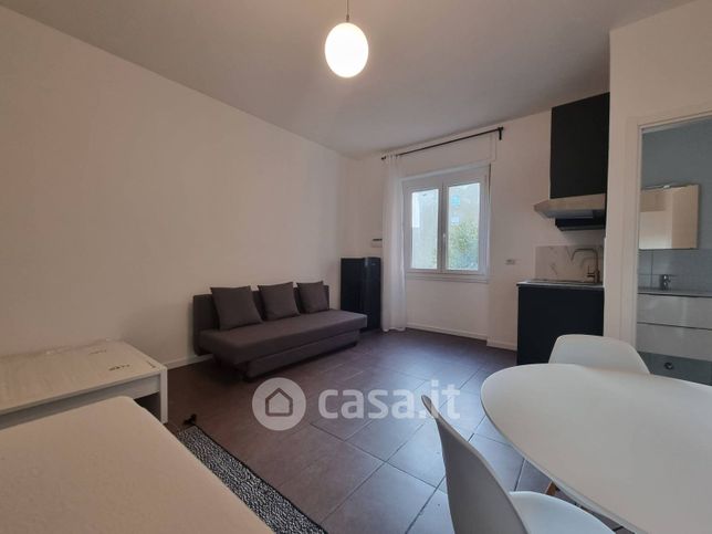 Appartamento in residenziale in Via Saverio Altamura 23