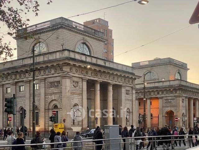 Attivitã /licenza (con o senza mura) in commerciale in Via Panfilo Castaldi
