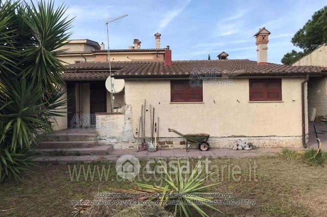 Villa in residenziale in Via Caltignaga 69