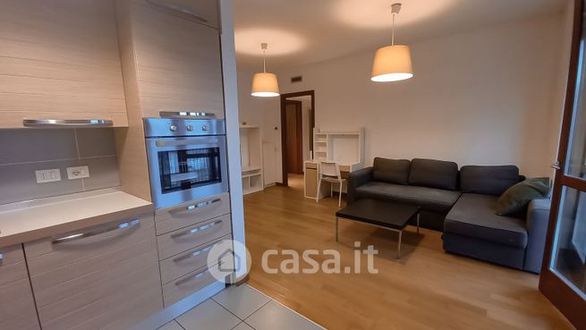Appartamento in residenziale in meriggia 34